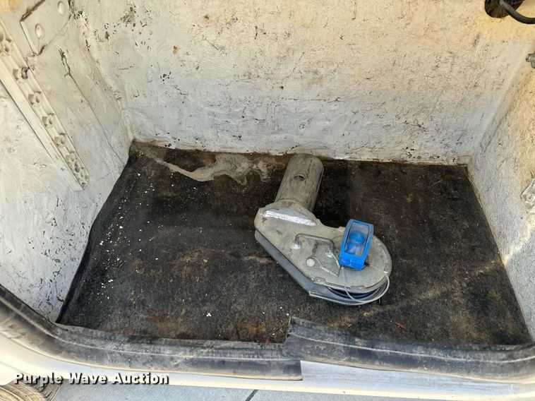 image for item EH6523 2014 Dodge Ram 5500HD bucket truck