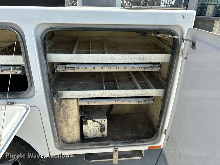 image for item EH6523 2014 Dodge Ram 5500HD bucket truck