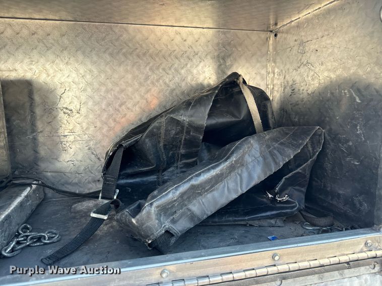 image for item EH6523 2014 Dodge Ram 5500HD bucket truck