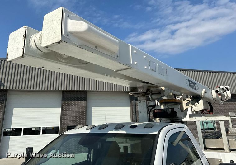 image for item EH6523 2014 Dodge Ram 5500HD bucket truck