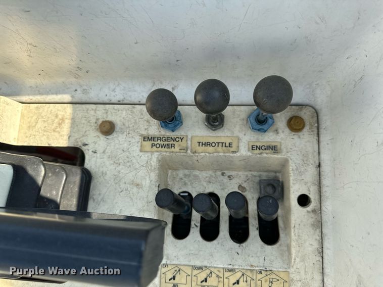 image for item EH6523 2014 Dodge Ram 5500HD bucket truck