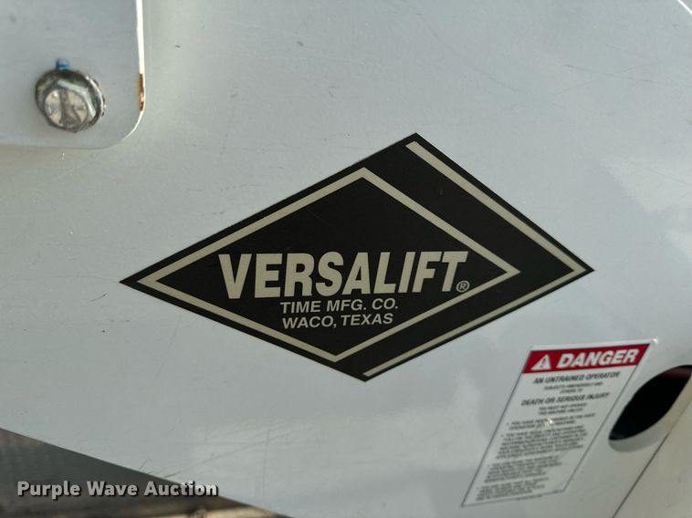 image for item EH6523 2014 Dodge Ram 5500HD bucket truck