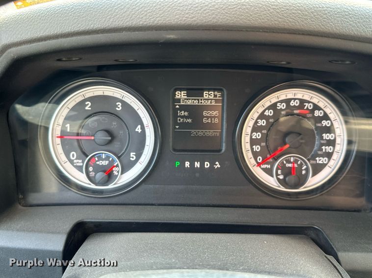 image for item EH6523 2014 Dodge Ram 5500HD bucket truck