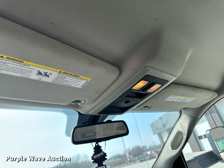 image for item EH6523 2014 Dodge Ram 5500HD bucket truck