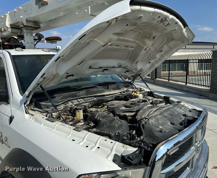 image for item EH6523 2014 Dodge Ram 5500HD bucket truck
