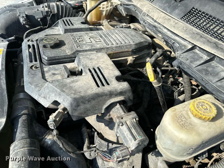 image for item EH6523 2014 Dodge Ram 5500HD bucket truck