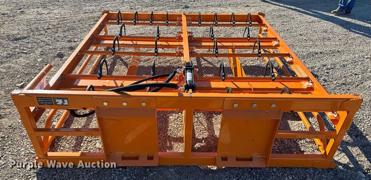 image for item EH6538 2023 LandHonor HAG-12-24Q skid steer bale accumulator grapple