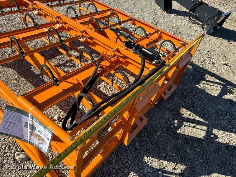 image for item EH6538 2023 LandHonor HAG-12-24Q skid steer bale accumulator grapple