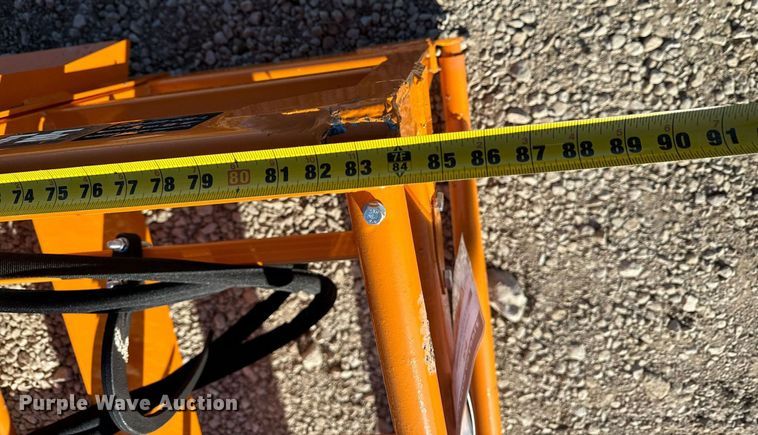 image for item EH6538 2023 LandHonor HAG-12-24Q skid steer bale accumulator grapple