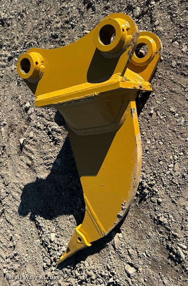 image for item EH6540 2023 Landhero  CAT312/313 excavator ripper tooth