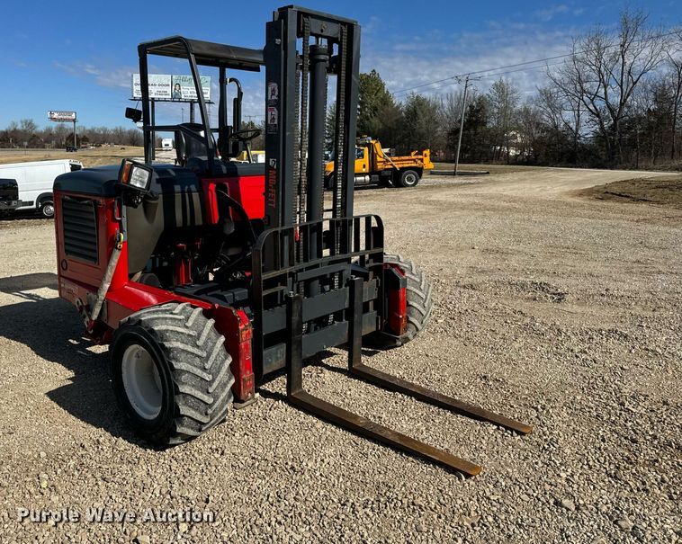 image for item EH6548 2006 Moffett M55 forklift