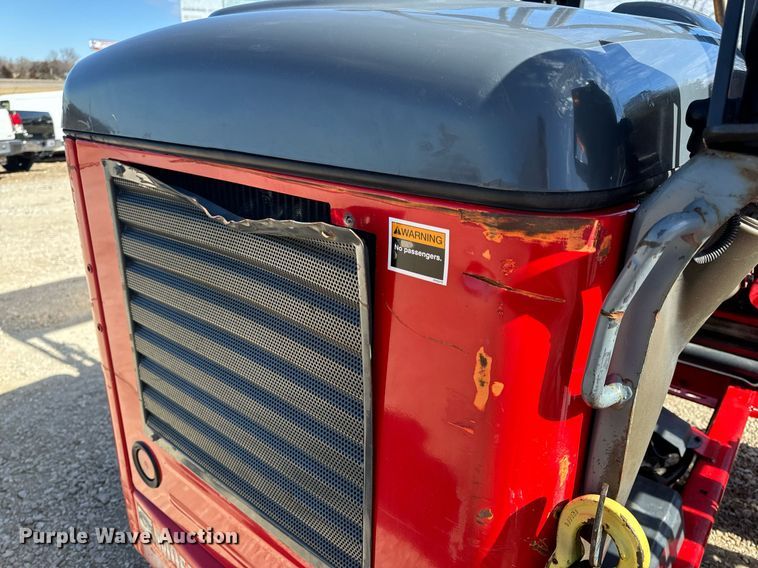 image for item EH6548 2006 Moffett M55 forklift