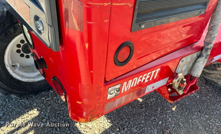 image for item EH6548 2006 Moffett M55 forklift