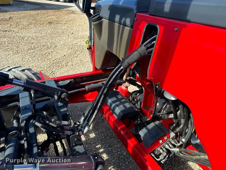 image for item EH6548 2006 Moffett M55 forklift