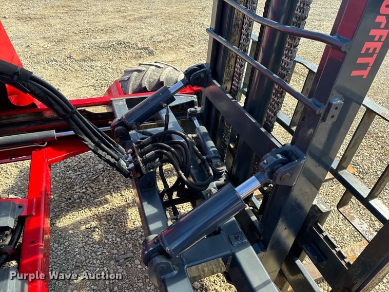 image for item EH6548 2006 Moffett M55 forklift