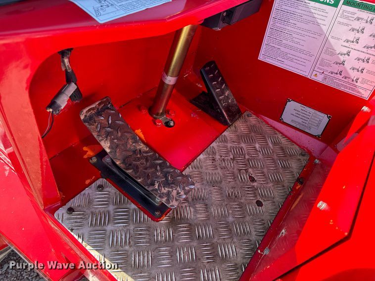 image for item EH6548 2006 Moffett M55 forklift