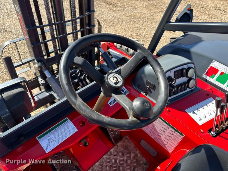 image for item EH6548 2006 Moffett M55 forklift