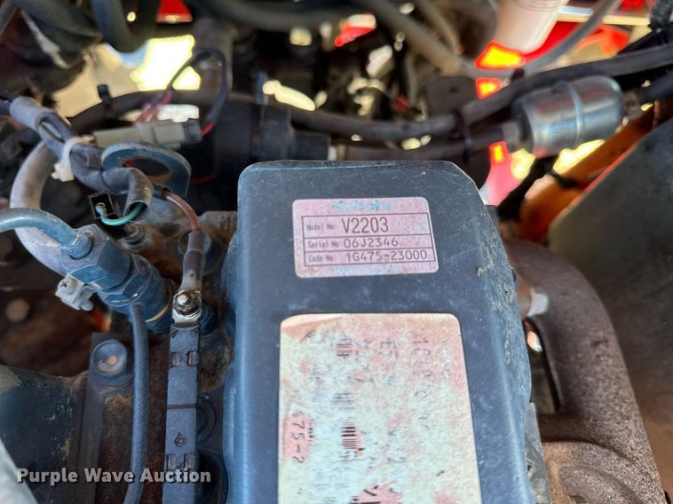 image for item EH6548 2006 Moffett M55 forklift