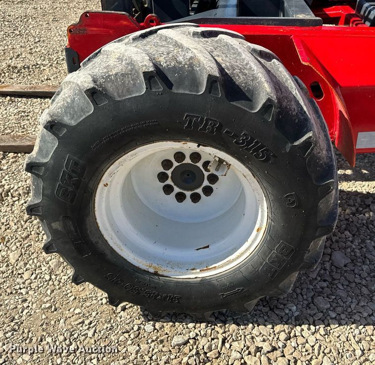 image for item EH6548 2006 Moffett M55 forklift