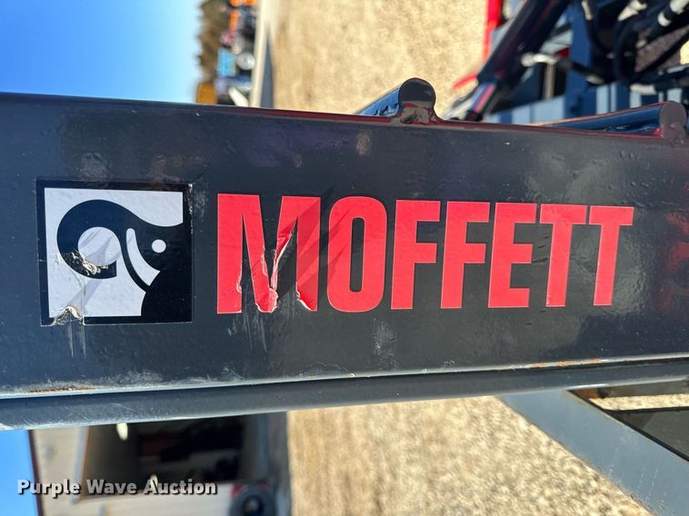 image for item EH6548 2006 Moffett M55 forklift