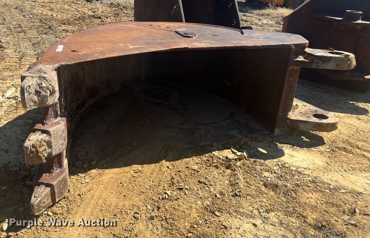 image for item EI0687 MPM excavator bucket