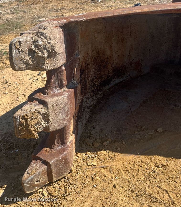 image for item EI0687 MPM excavator bucket