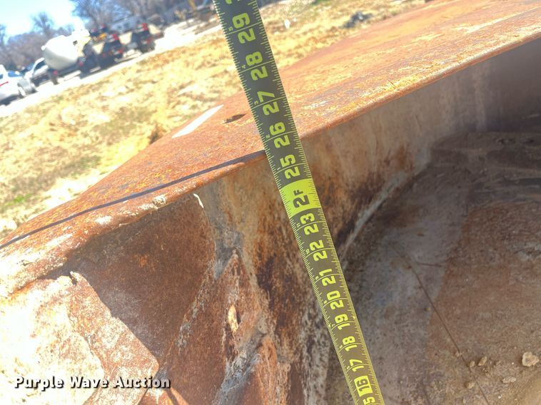 image for item EI0687 MPM excavator bucket