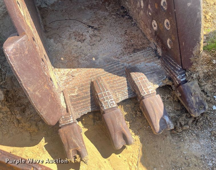 image for item EI0688 Caterpillar excavator bucket