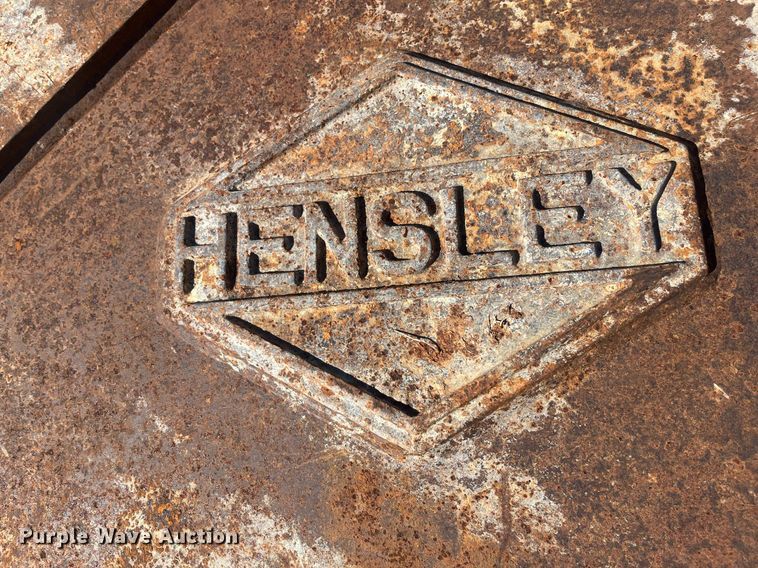 image for item EI0689 Hensley excavator bucket