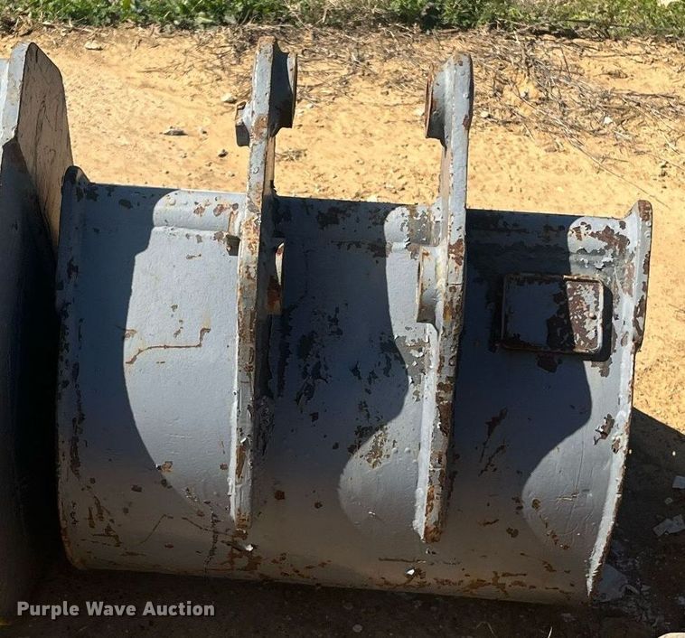 image for item EI0690 Excavator bucket