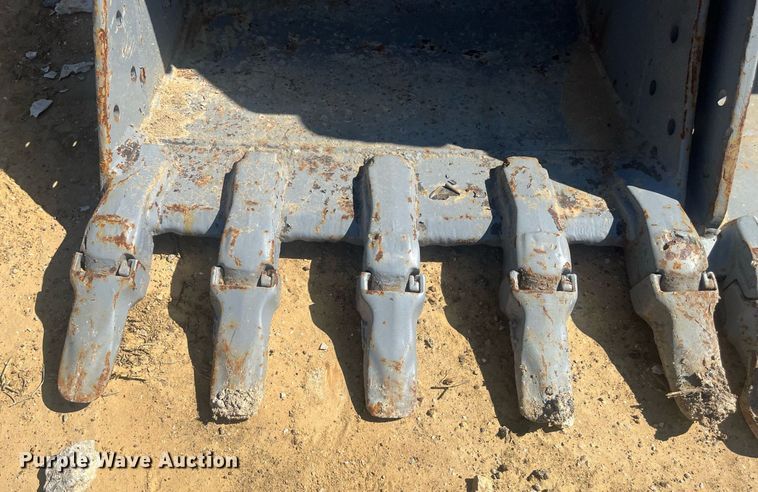 image for item EI0690 Excavator bucket