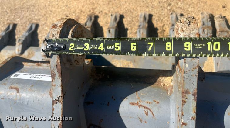 image for item EI0691 Excavator bucket