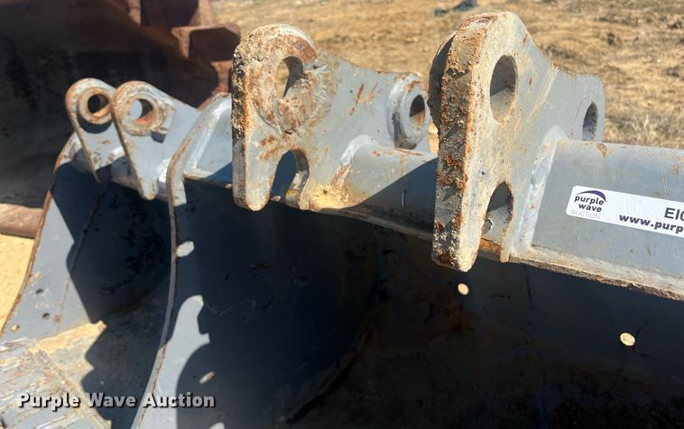 image for item EI0691 Excavator bucket