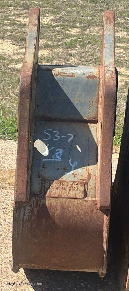 image for item EI0692 Excavator bucket