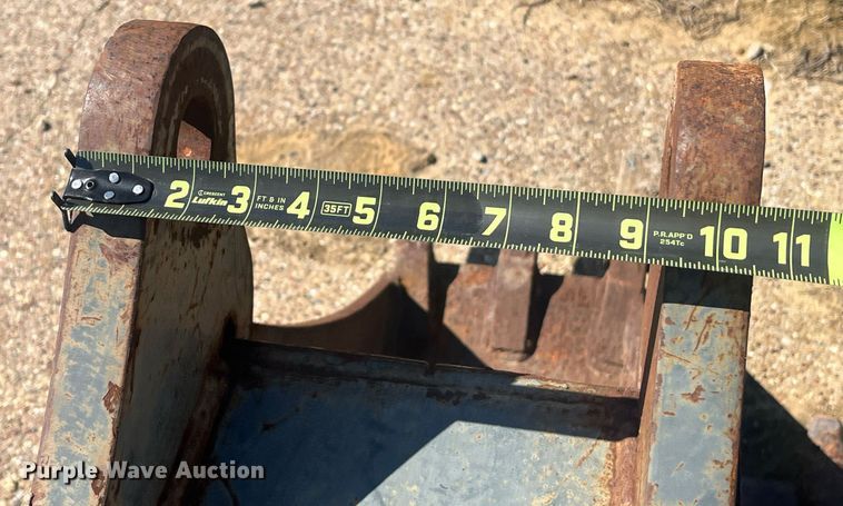 image for item EI0692 Excavator bucket