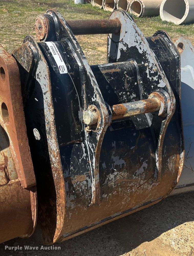 image for item EI0693 Excavator bucket