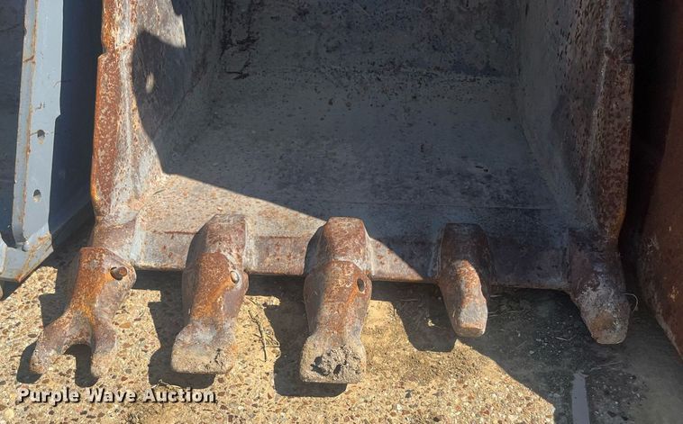 image for item EI0693 Excavator bucket