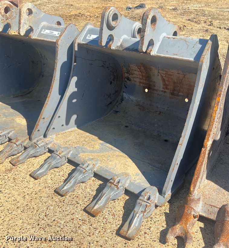 image for item EI0694 Excavator bucket