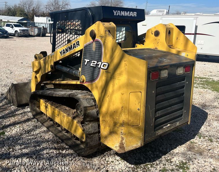 image for item EI0695 Yanmar T210 tracked skid steer loader