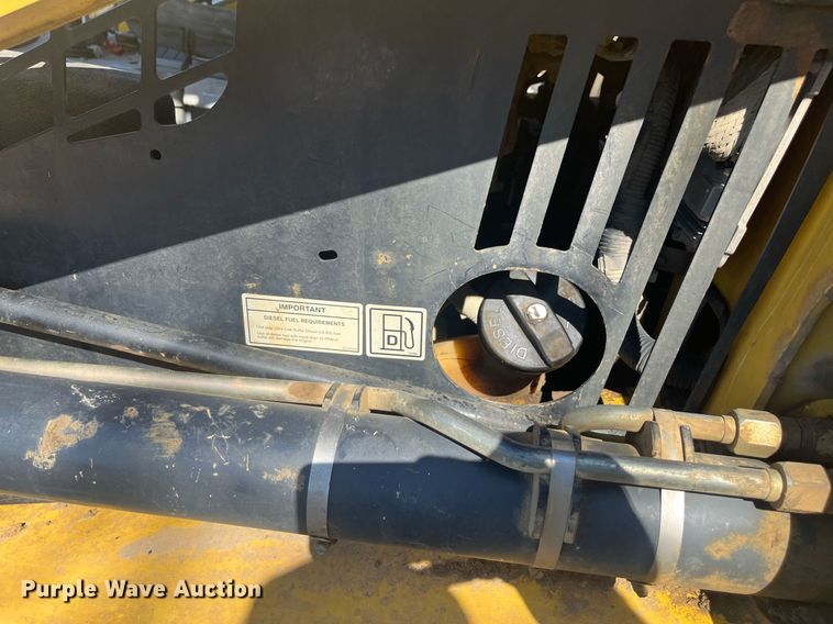 image for item EI0695 Yanmar T210 tracked skid steer loader