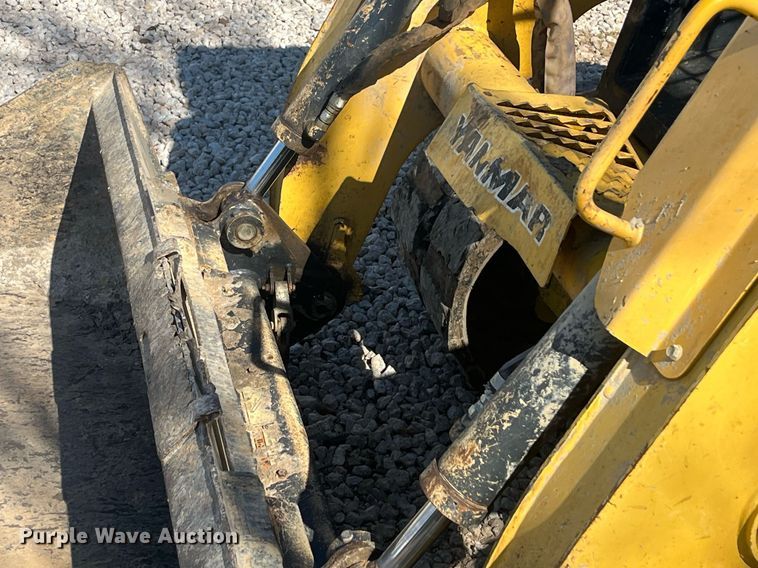 image for item EI0695 Yanmar T210 tracked skid steer loader