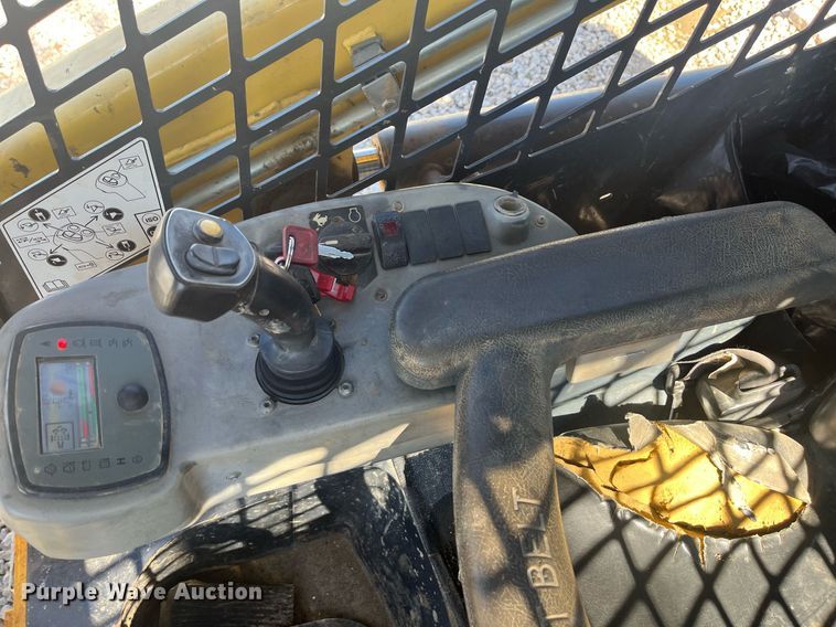 image for item EI0695 Yanmar T210 tracked skid steer loader