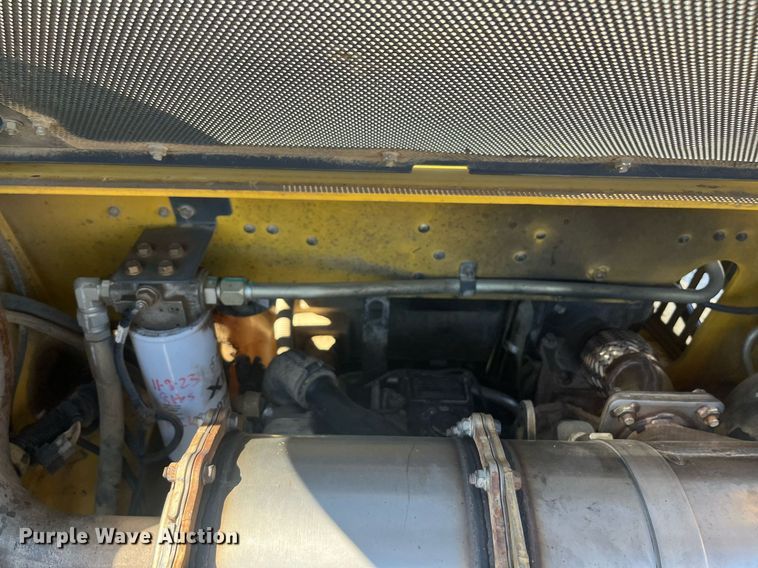 image for item EI0695 Yanmar T210 tracked skid steer loader