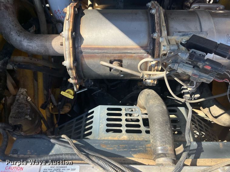 image for item EI0695 Yanmar T210 tracked skid steer loader