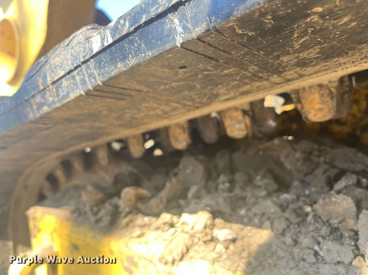 image for item EI0695 Yanmar T210 tracked skid steer loader