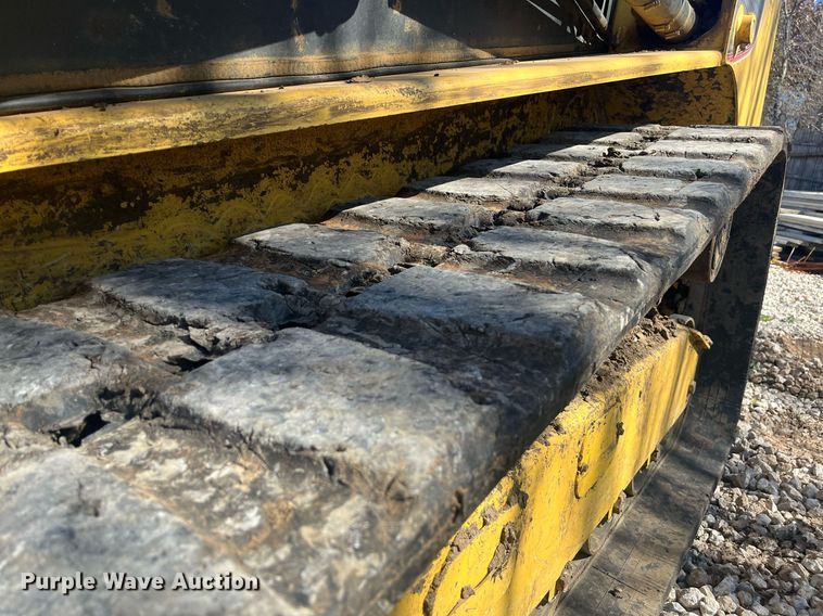 image for item EI0695 Yanmar T210 tracked skid steer loader