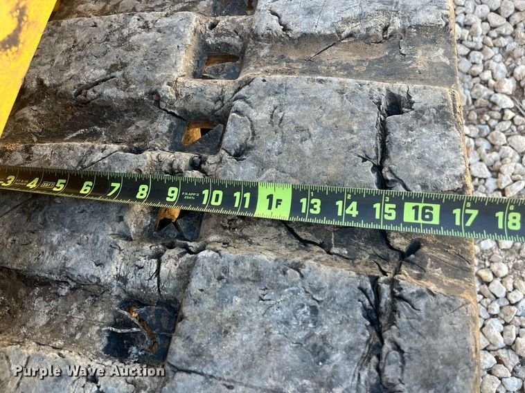 image for item EI0695 Yanmar T210 tracked skid steer loader