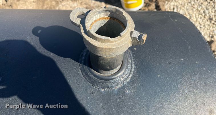 image for item EI0696 Fuel tank