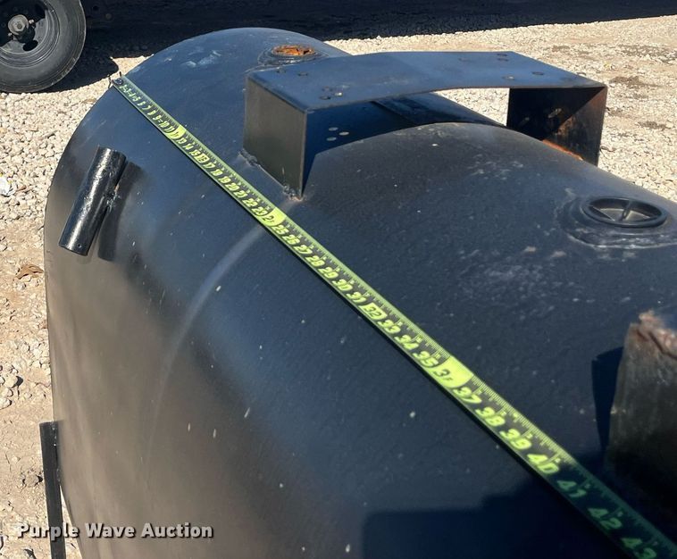 image for item EI0697 Fuel tank