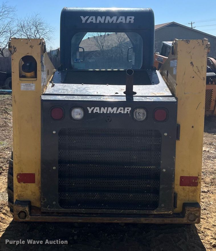 image for item EI0698 Yanmar S220R skid steer loader